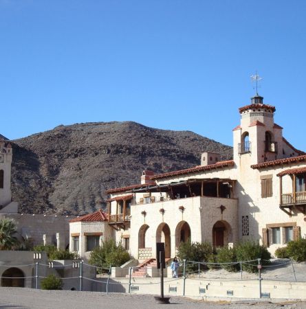 Discover the Eerie Ghost Towns of Death Valley